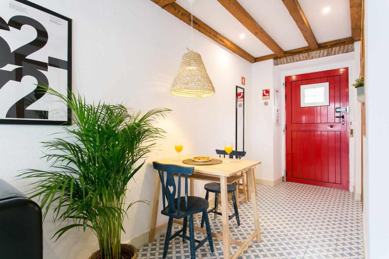 Trendy Lisbon Home With Terrace Lx Factory Exterior foto