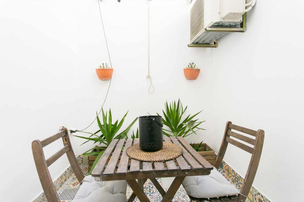 Trendy Lisbon Home With Terrace Lx Factory Exterior foto