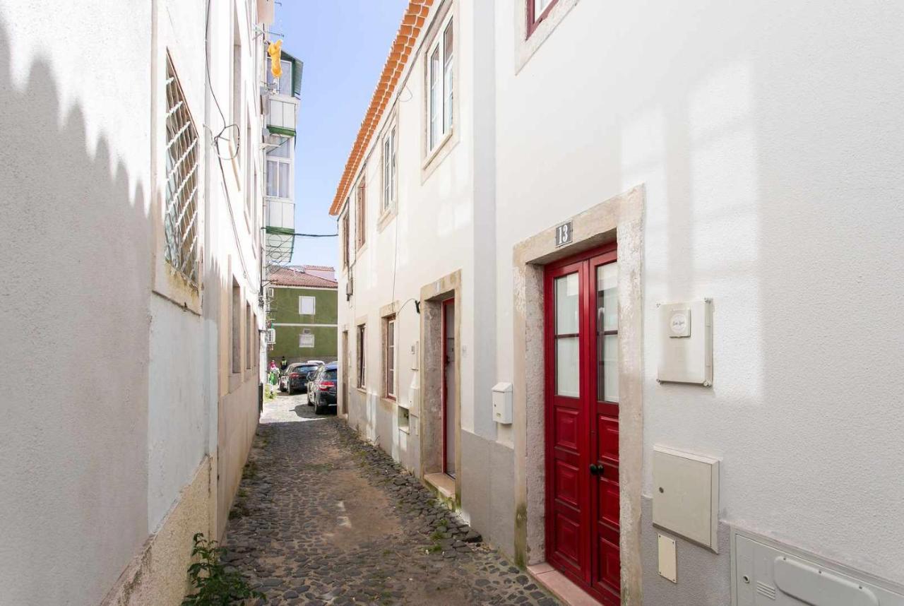 Trendy Lisbon Home With Terrace Lx Factory Exterior foto